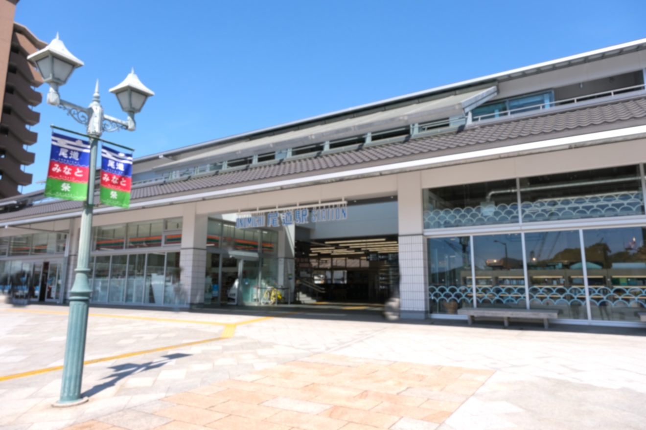 2022-Jul-11 Level 3 駅に、人がものすごいいてさ。