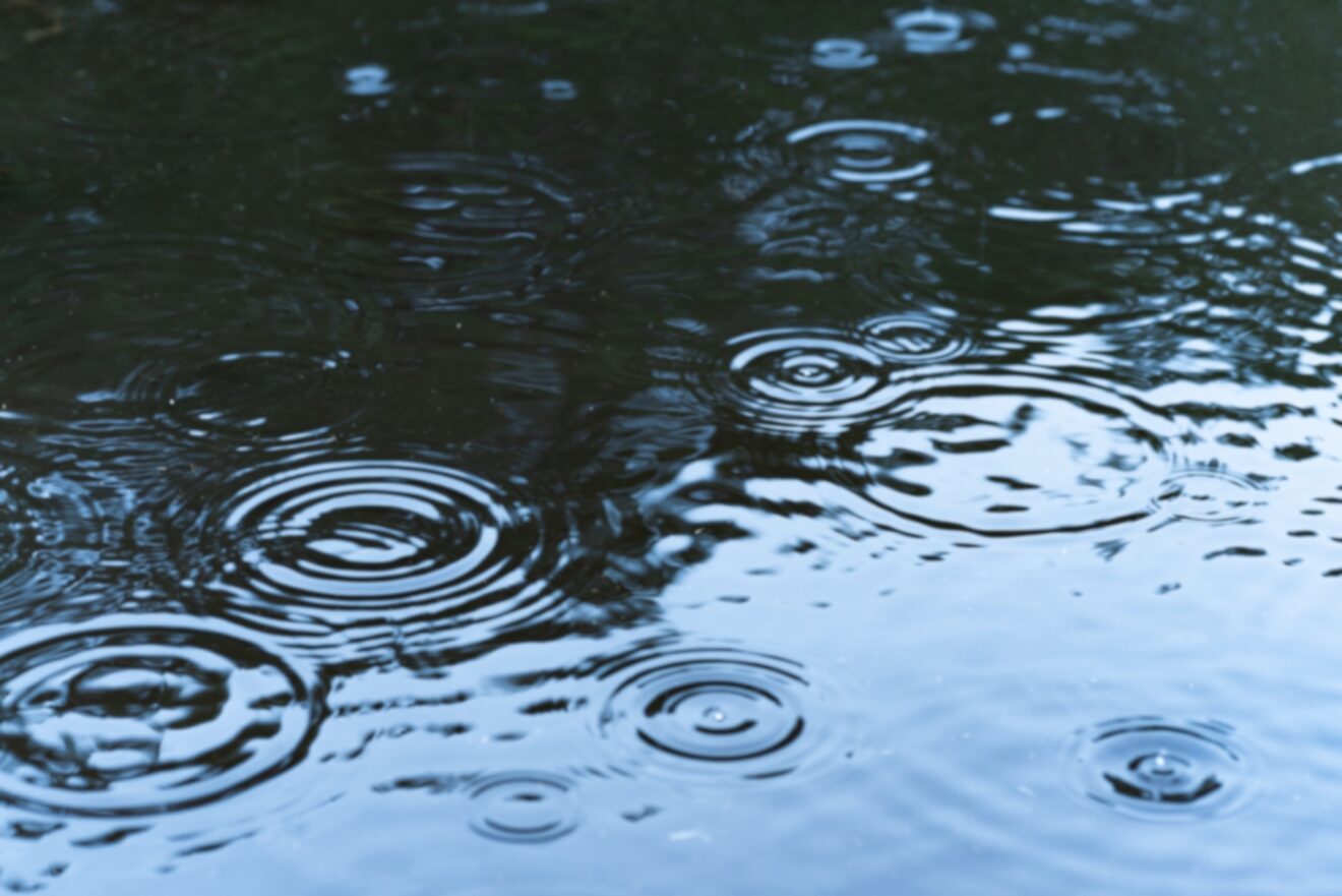 2023-Aug-14 Level 3 ひどい雨だね。
